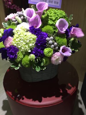 編號:F00015----紫海芋繡球敬神花籃